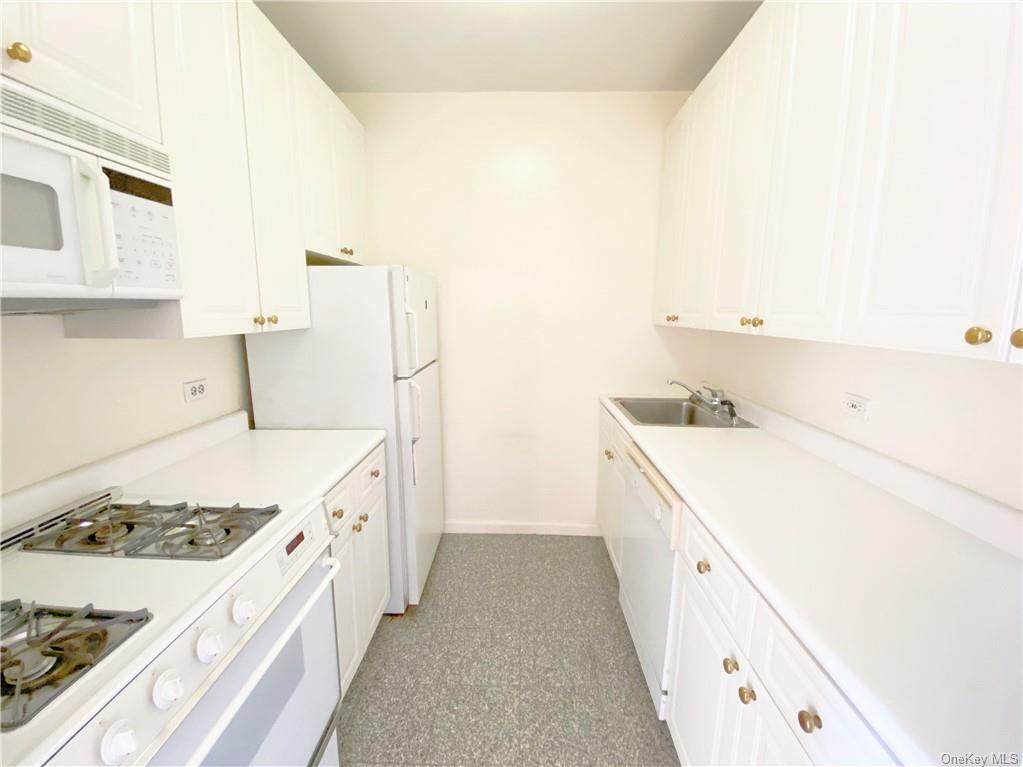 111 67th Street - Photo 1
