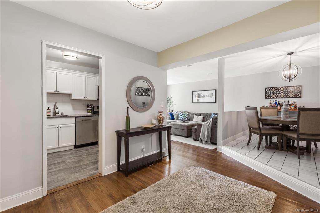 370 Westchester Avenue - Photo 1