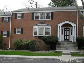 2 Oxford Court - Photo 1