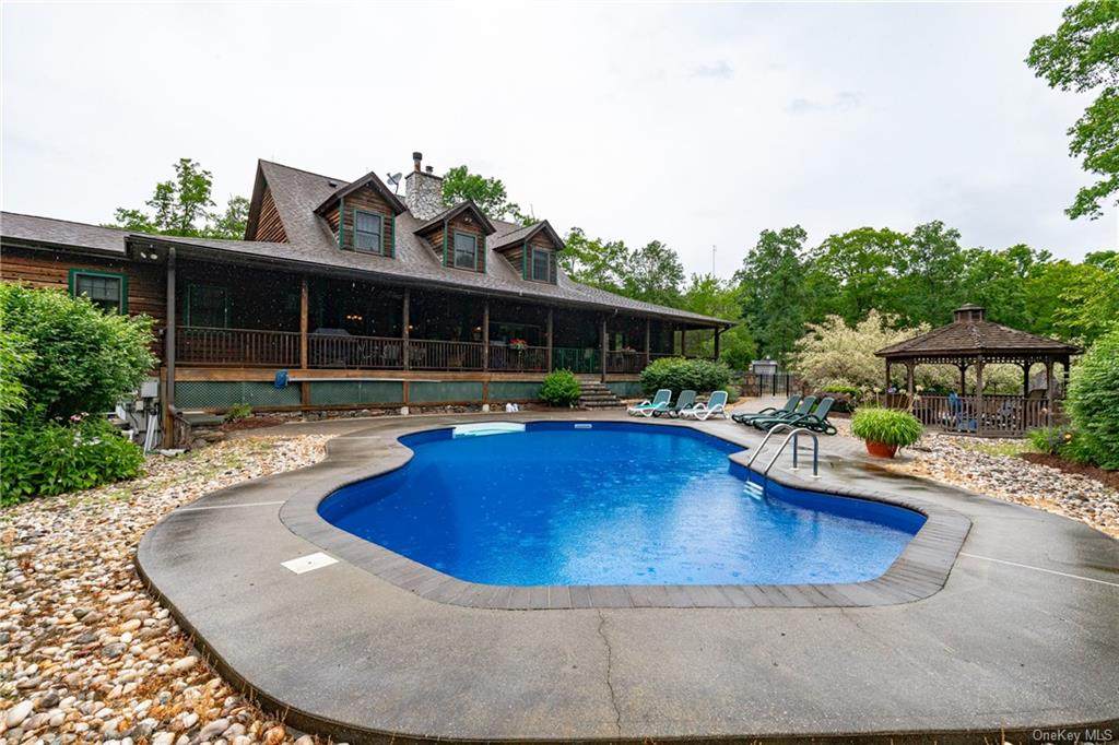 2835 Pleasant Ridge Road - Photo 1