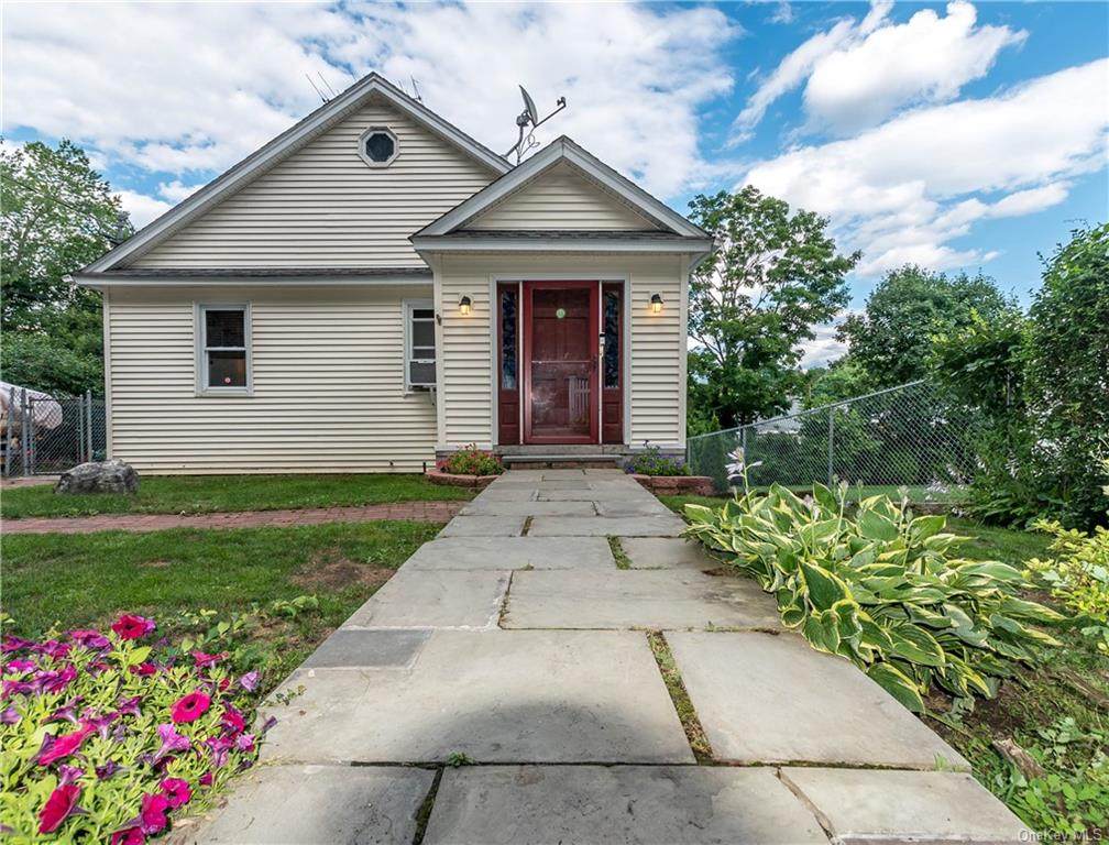 10 Miller Avenue - Photo 1
