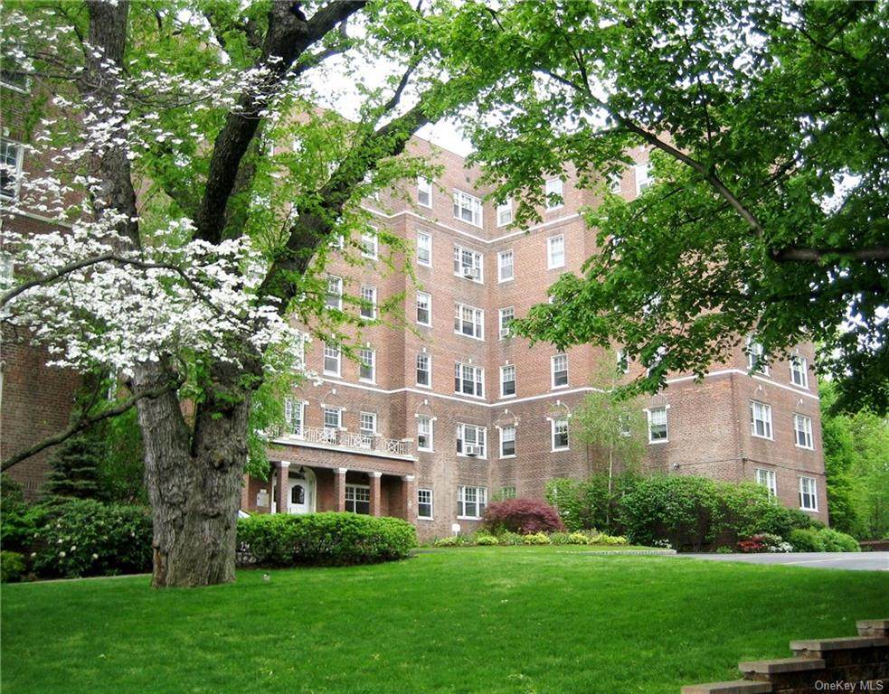 50 Broadway - Photo 1