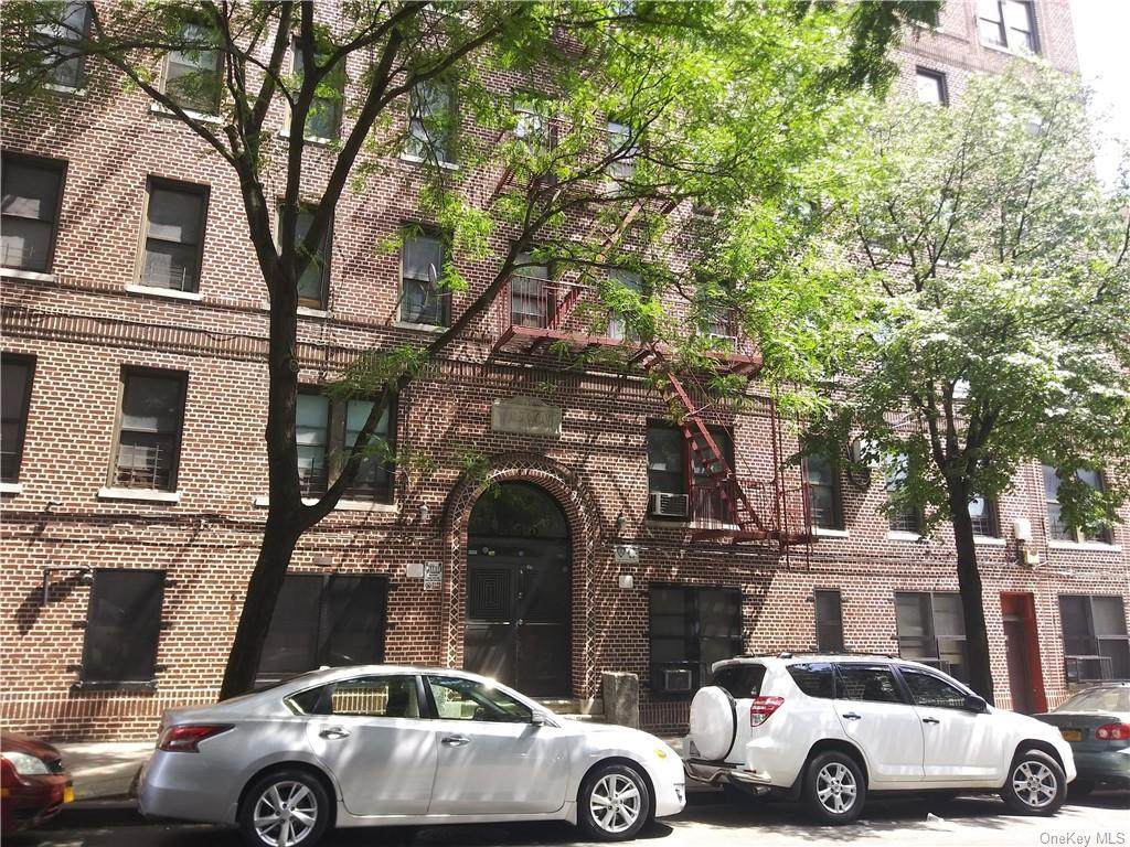 1770 Walton Avenue - Photo 1