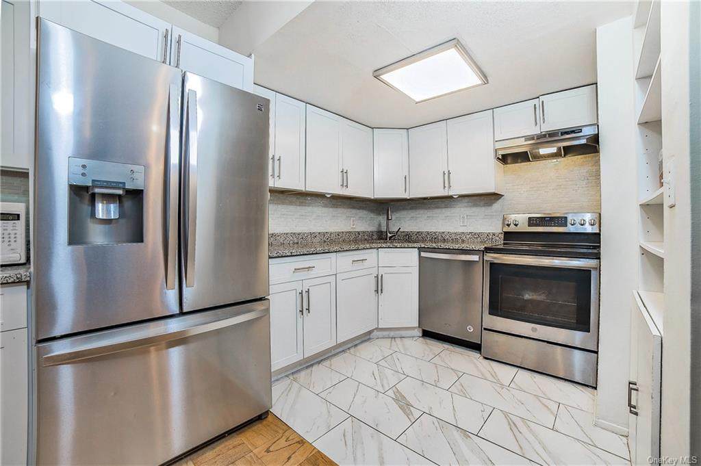 15 Stewart Place - Photo 1