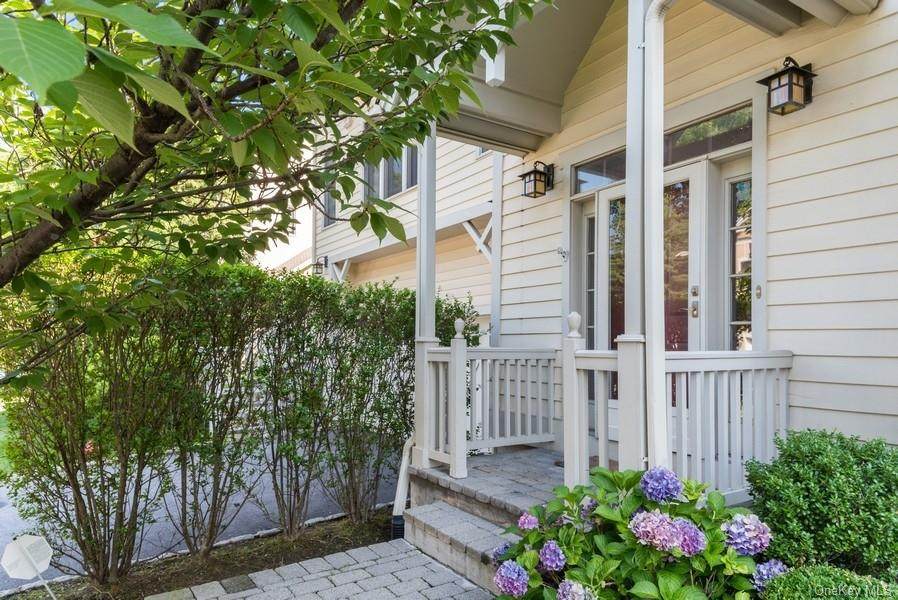 32 Landing Drive - Photo 1