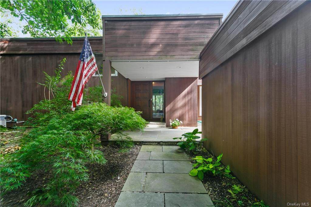 8 Bonnie Hill Lane - Photo 1