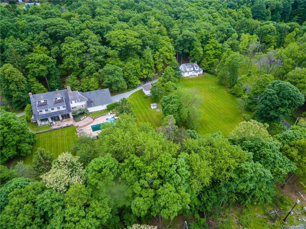 23 Maple Road - Photo 1