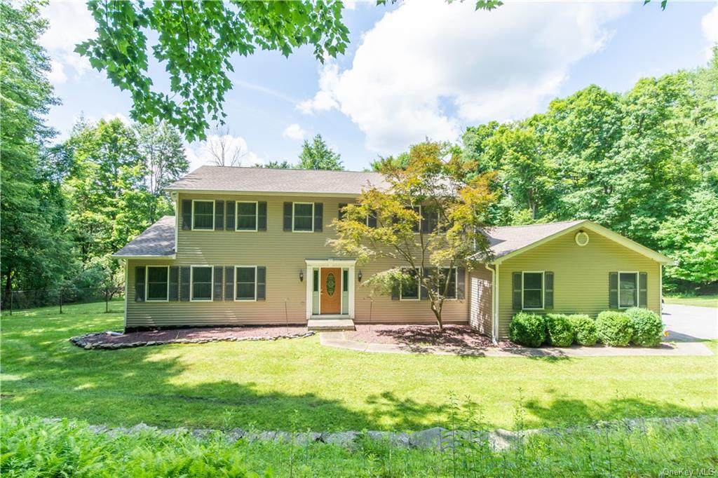 158 Rick Way - Photo 1