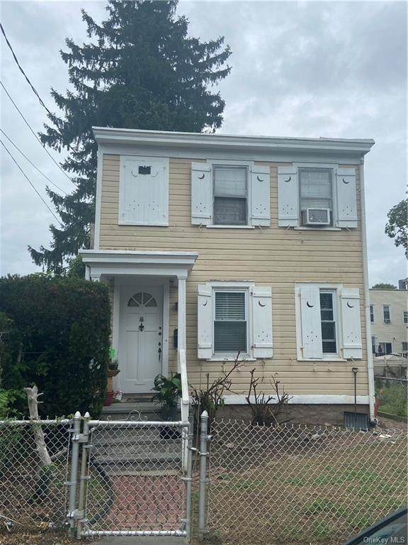 109 13th Avenue - Photo 1