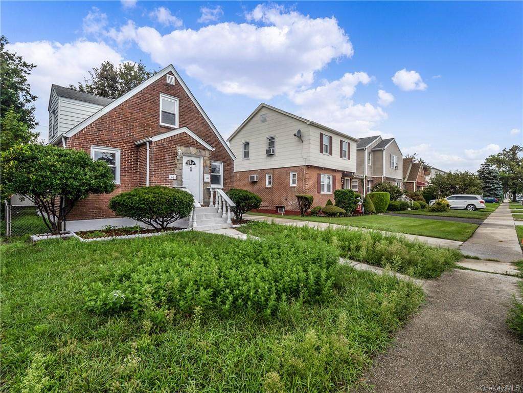 68 Locustwood Boulevard - Photo 1