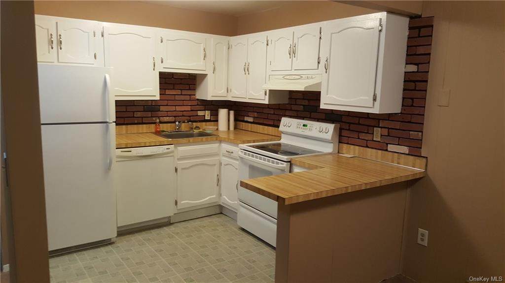 99 Patterson Village Court - Photo 1