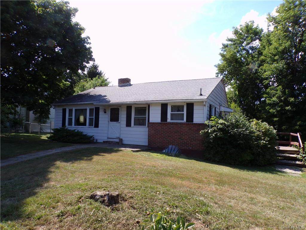 106 Blanche Avenue - Photo 1