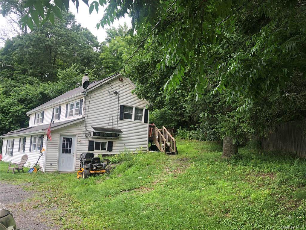 843 Goshen Turnpike - Photo 1