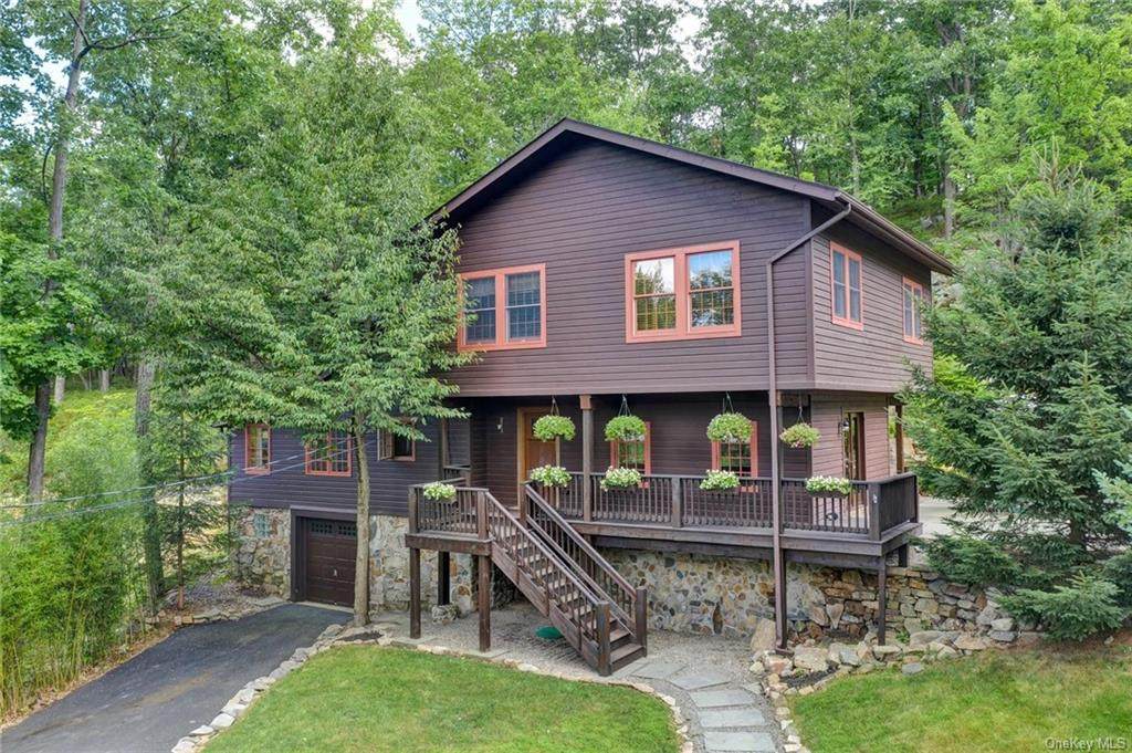 105 Heights Road - Photo 1