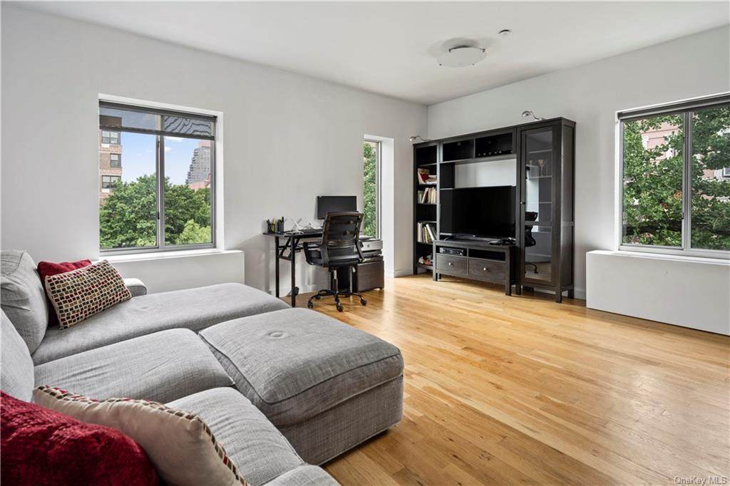 152 118th Street - Photo 1