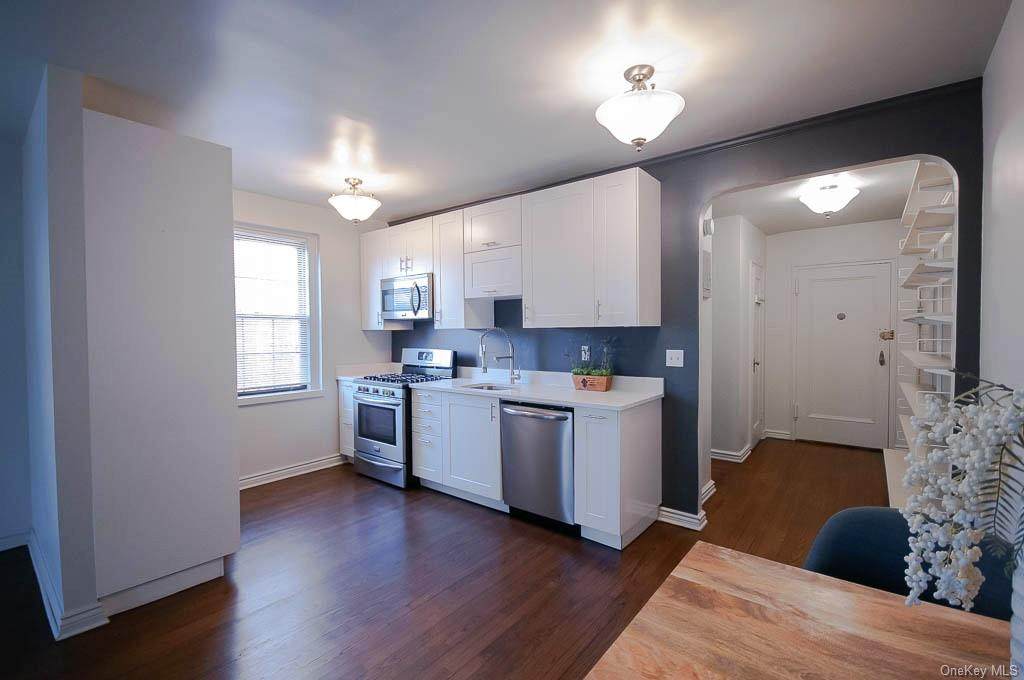 192 Garth Road - Photo 1