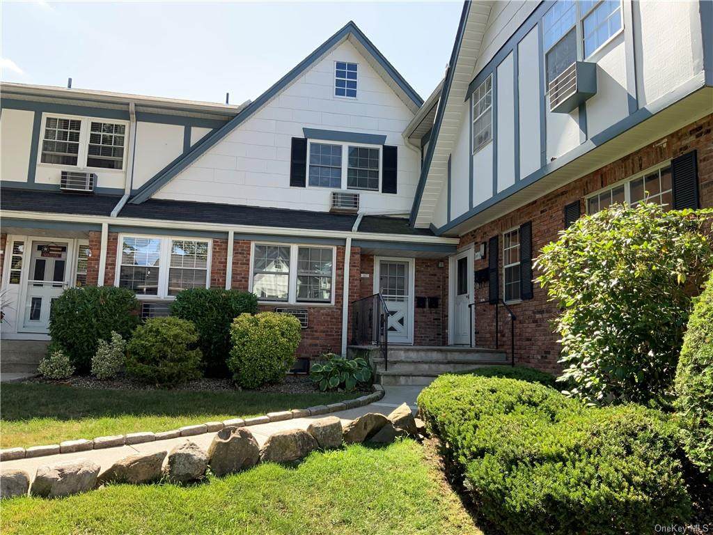 167 Doxbury Lane - Photo 1