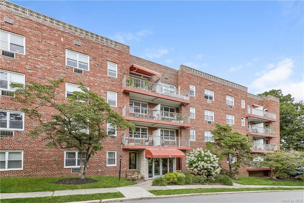 38 Fourth Avenue - Photo 1