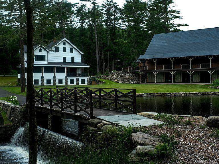 1176 State Route 42 - Photo 1
