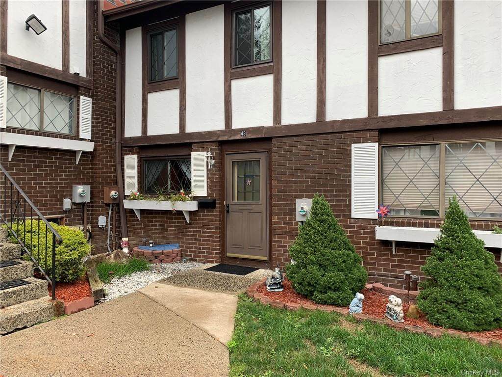 48 Buckingham Court - Photo 1