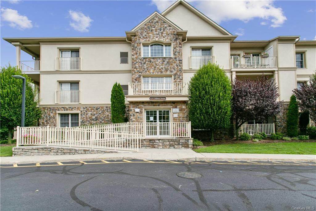 32 De Baun Avenue - Photo 1