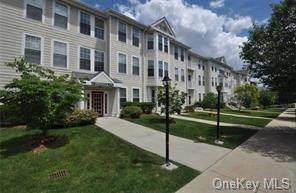 31 Greenridge Avenue - Photo 1