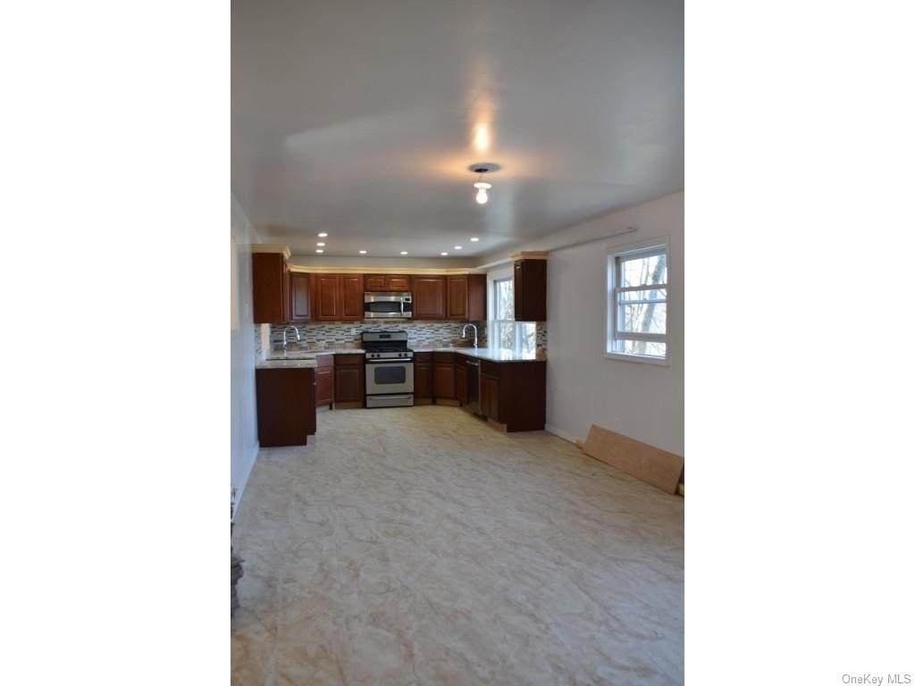 5 Dallas Drive - Photo 1