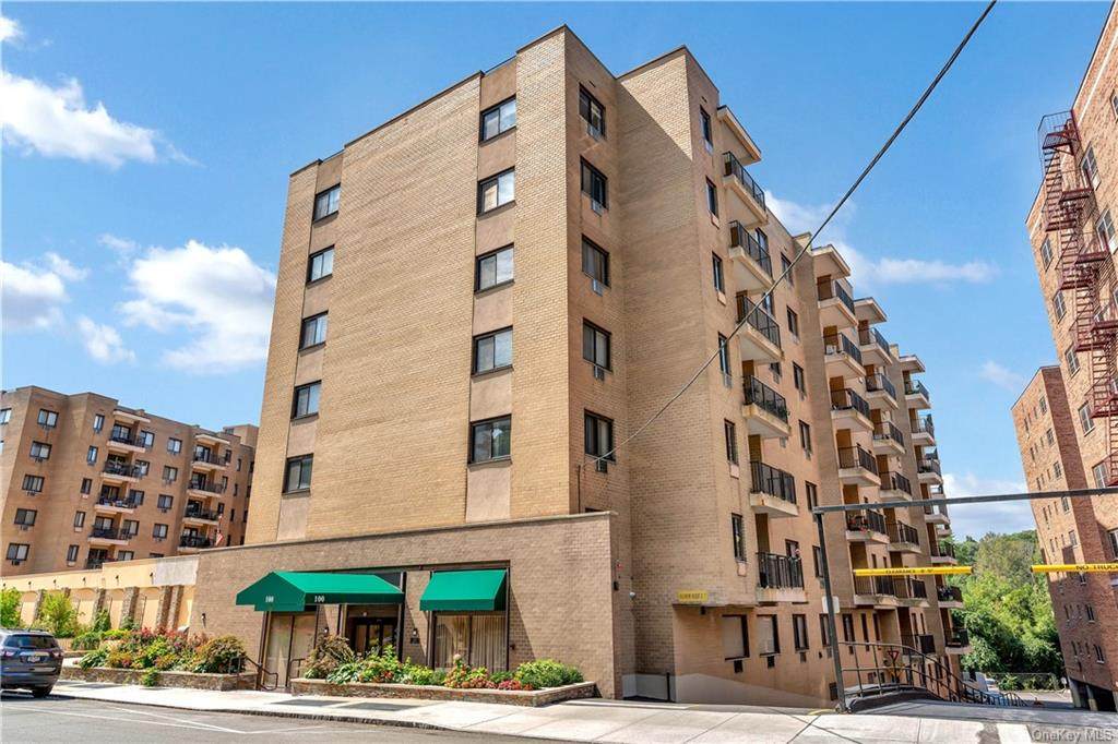 100 Hartsdale Avenue - Photo 1
