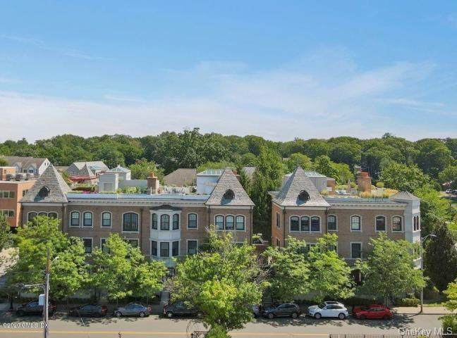559 Steamboat Road - Photo 1