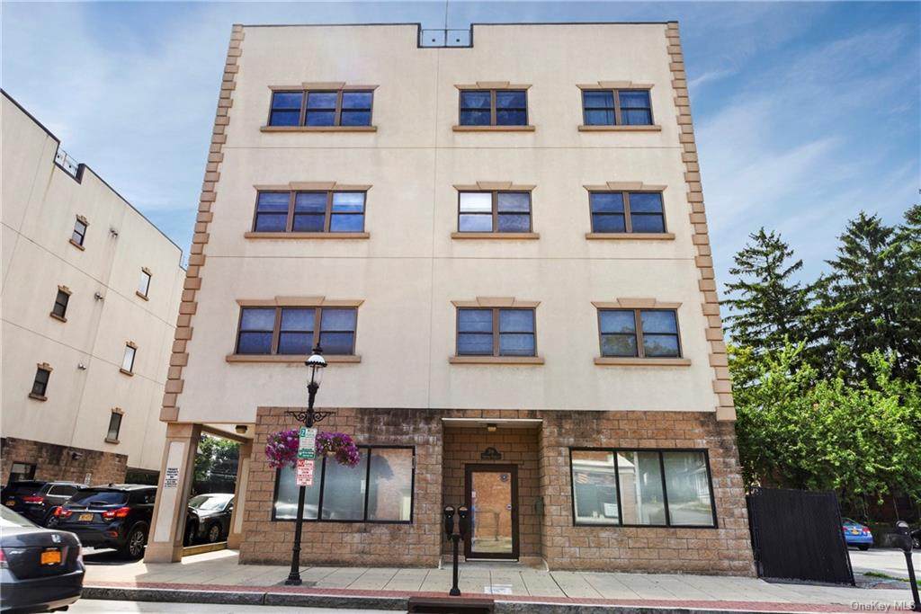 70 Spring Street - Photo 1