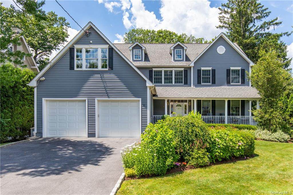 85 Walworth Avenue - Photo 1
