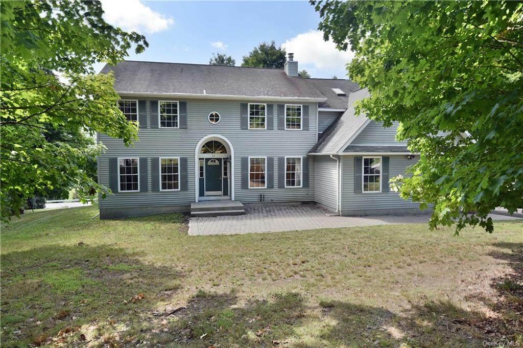11 Pinecrest Road - Photo 1