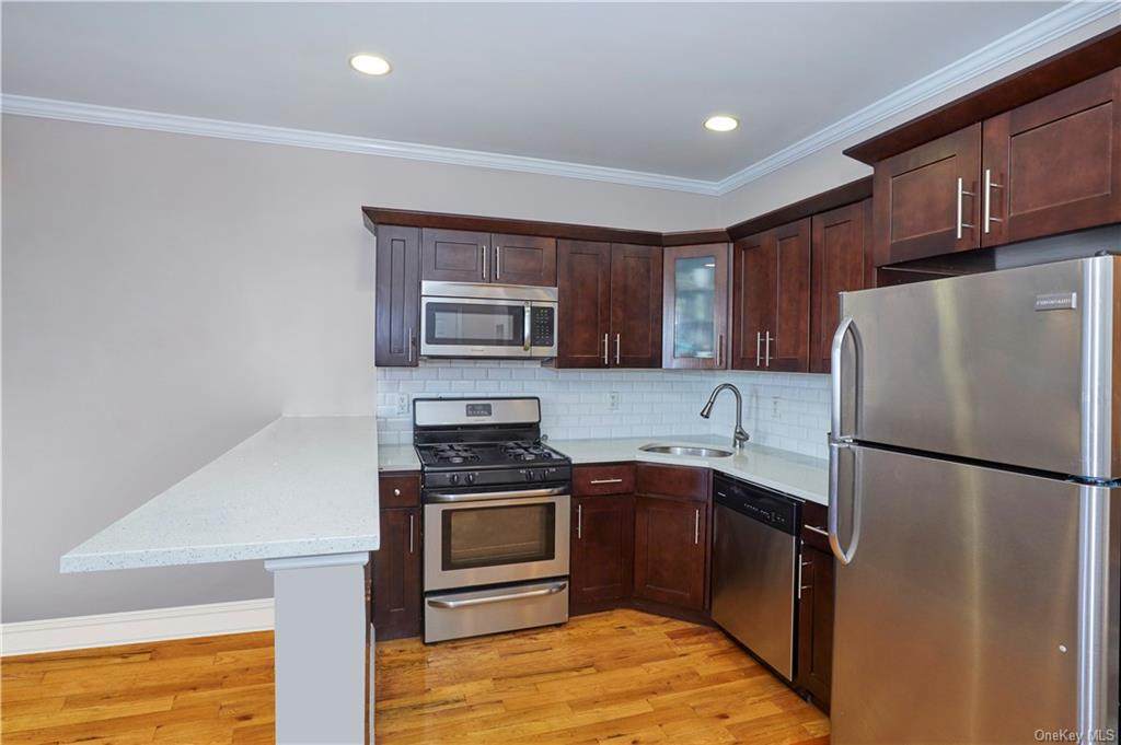 434 Wales Avenue - Photo 1