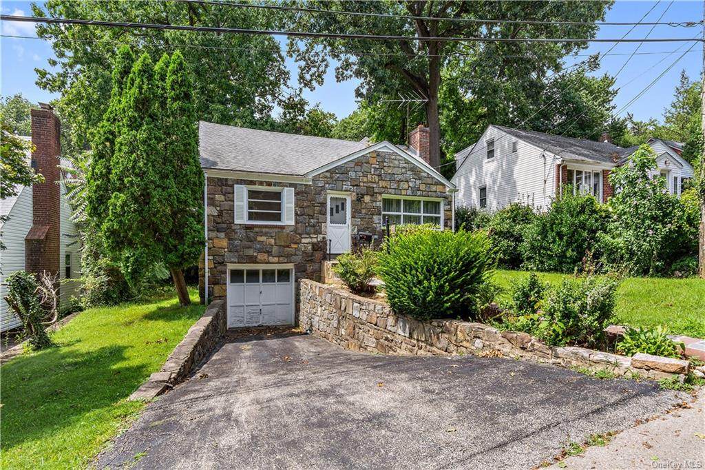 59 Travers Avenue - Photo 1