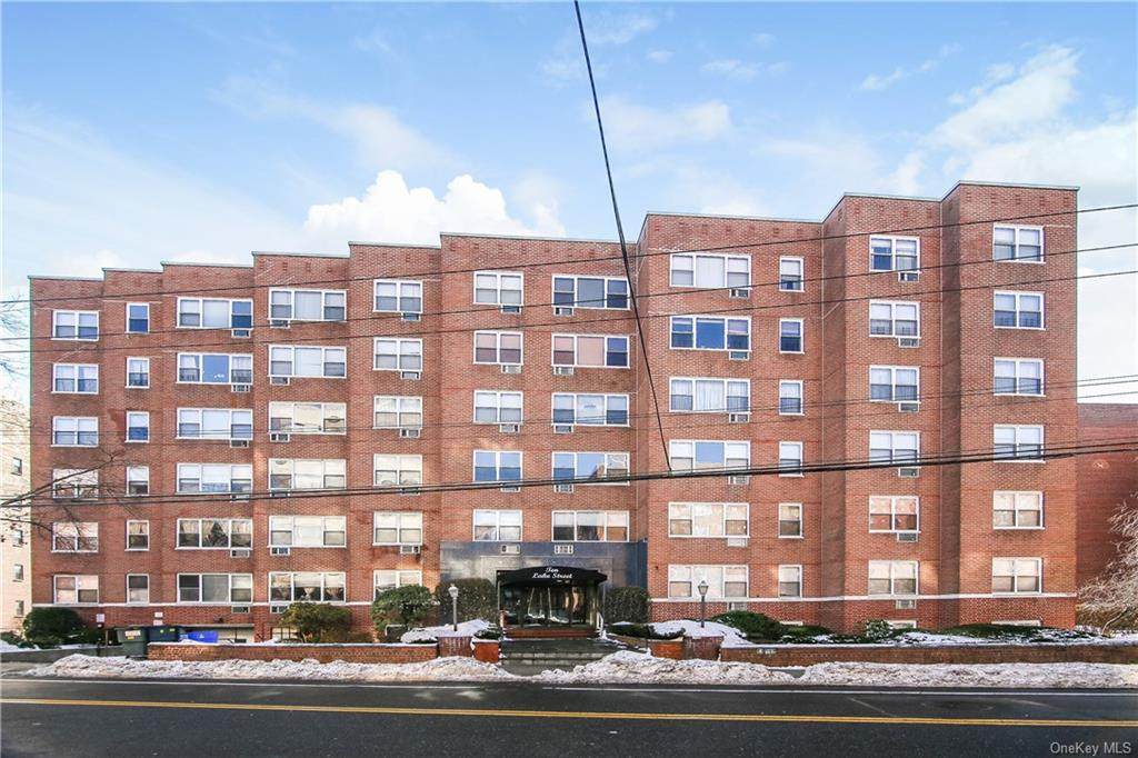 10 Lake Street - Photo 1
