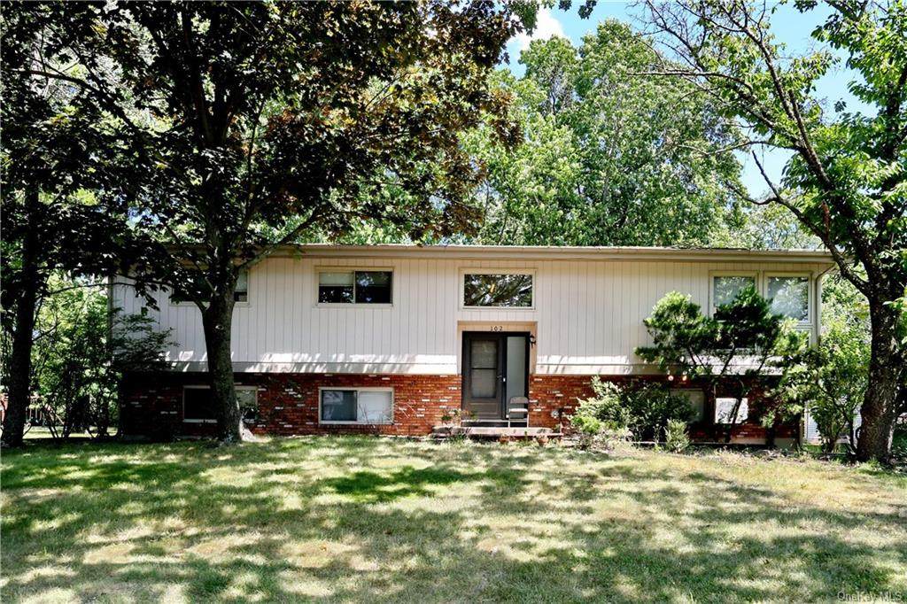 102 Mcnamara Road - Photo 1