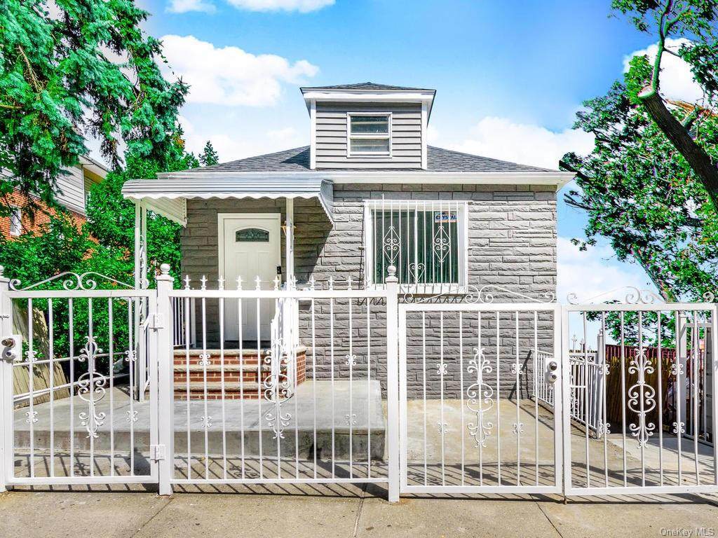 2318 Holland Avenue - Photo 1