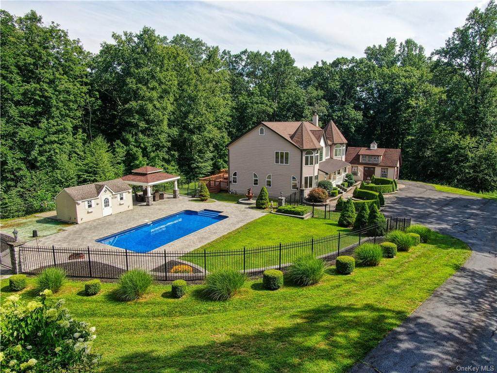 12 Hawk Mountain Drive - Photo 1