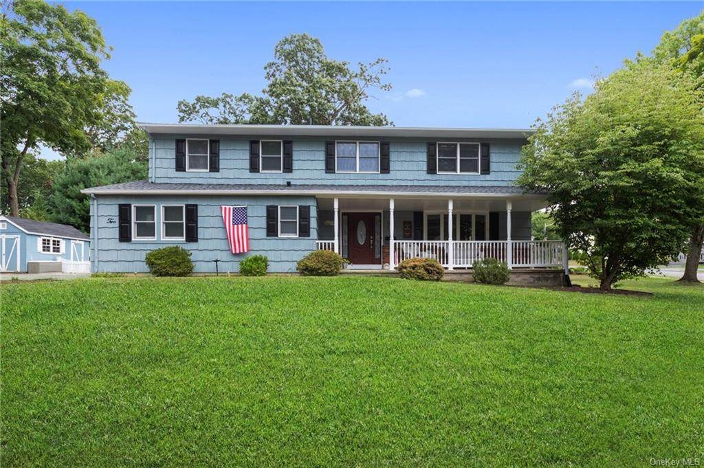 2 Martha Lane - Photo 1