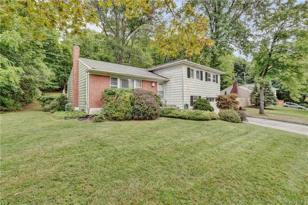 8 Tappan Terrace - Photo 1