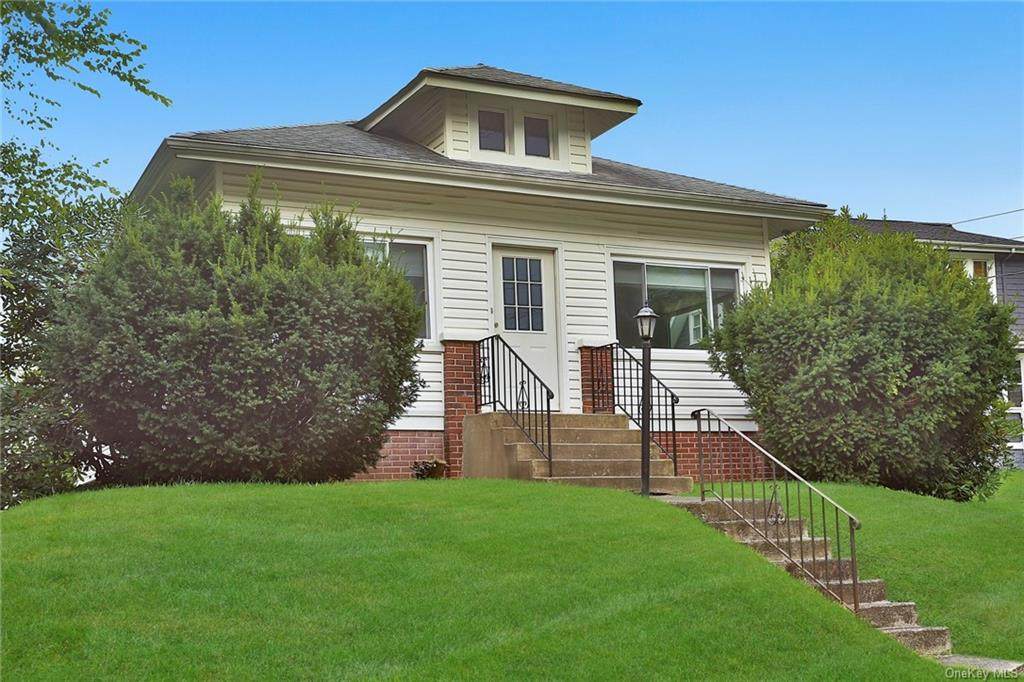 32 Mountainview Avenue - Photo 1