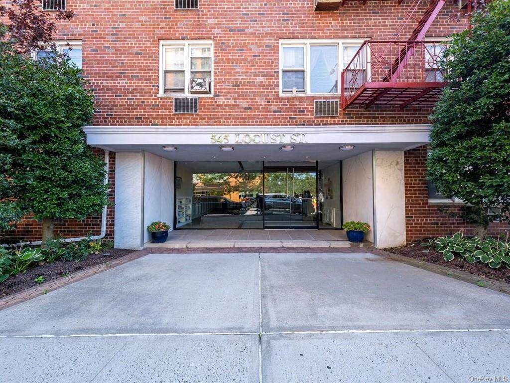 80 William Street - Photo 1