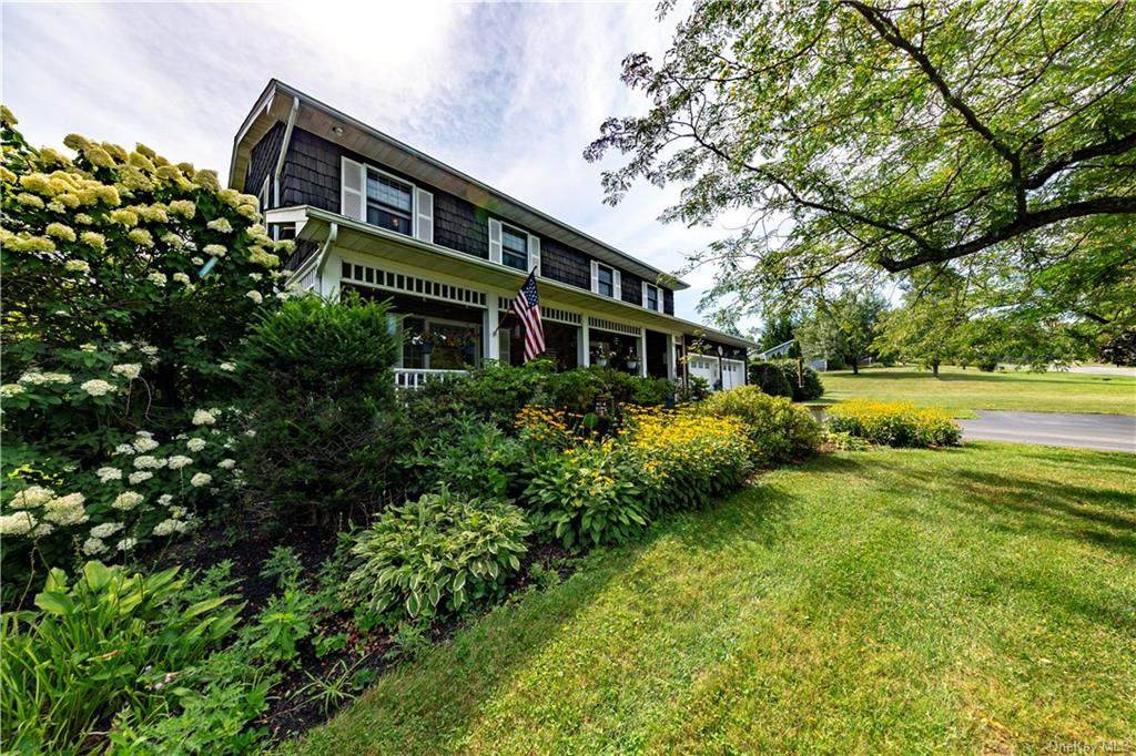 11 Westview Drive - Photo 1