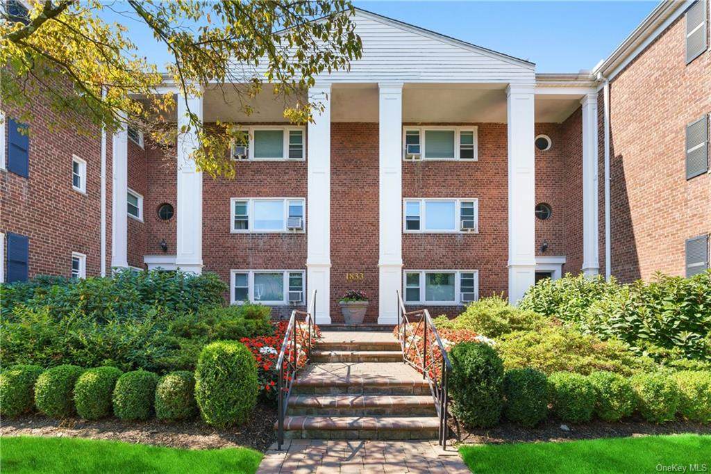 1833 Palmer Avenue - Photo 1