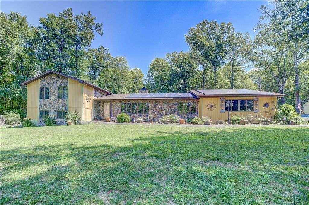 180 Dubois Road - Photo 1