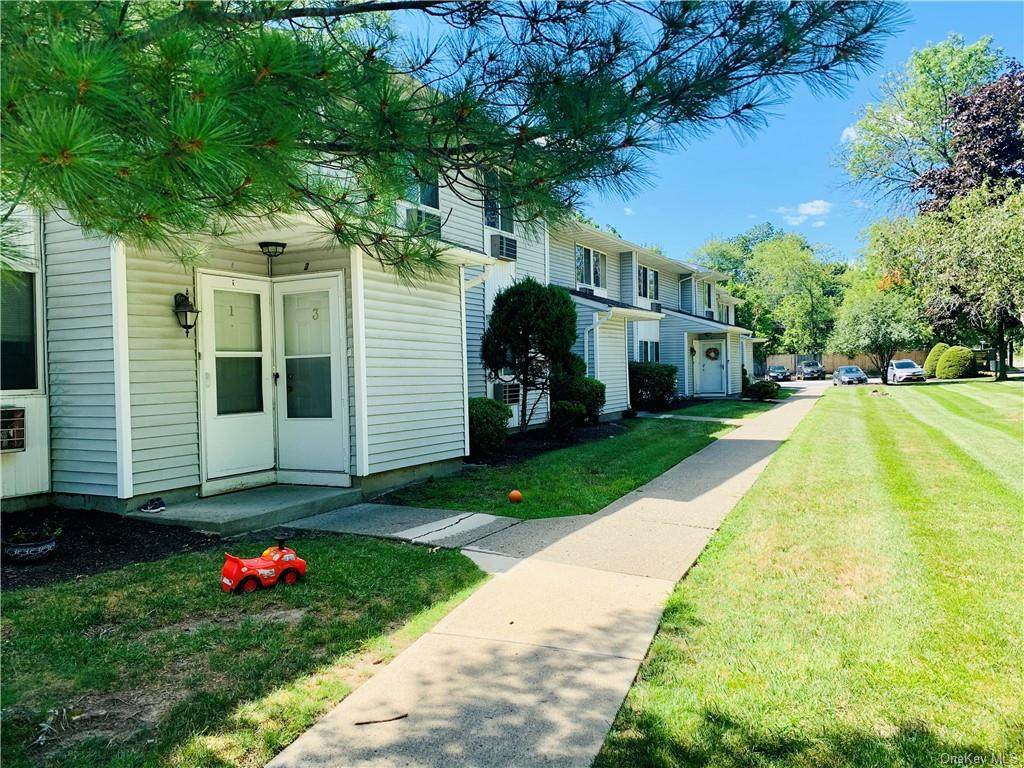 1 Ruth Court - Photo 1