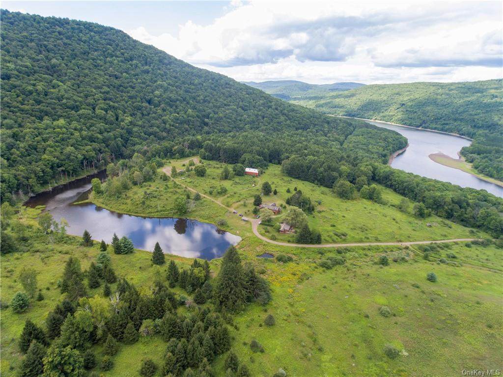 220 Bloom Farm Road - Photo 1