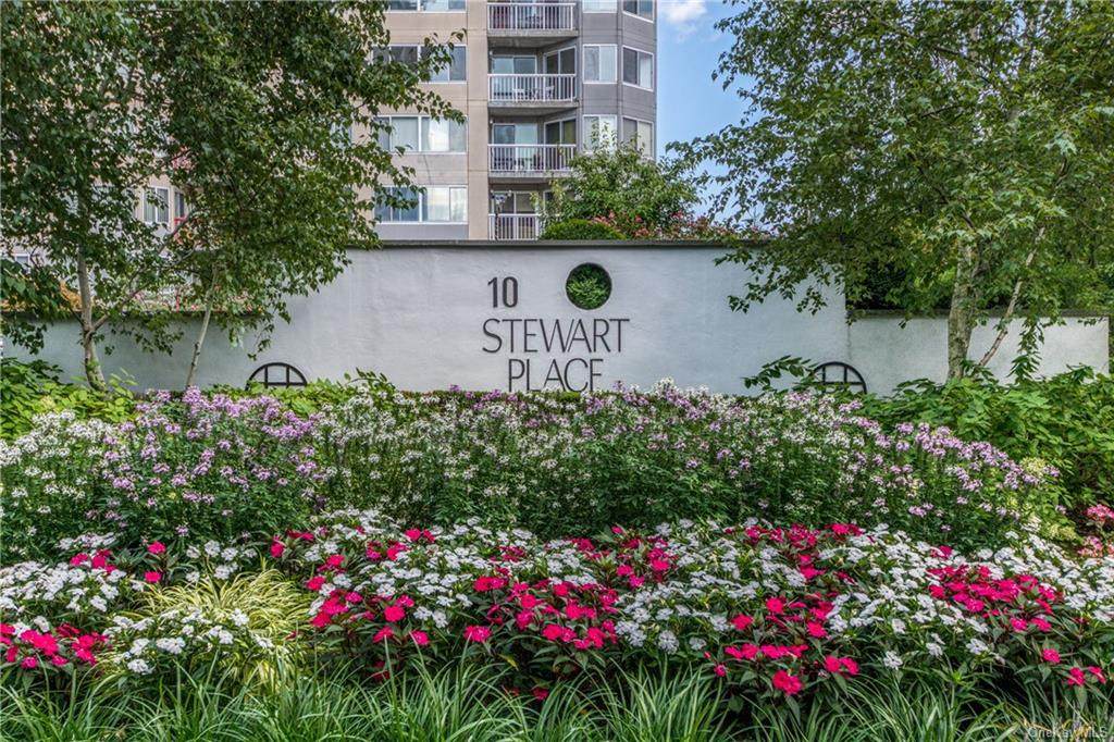 10 Stewart Place - Photo 1