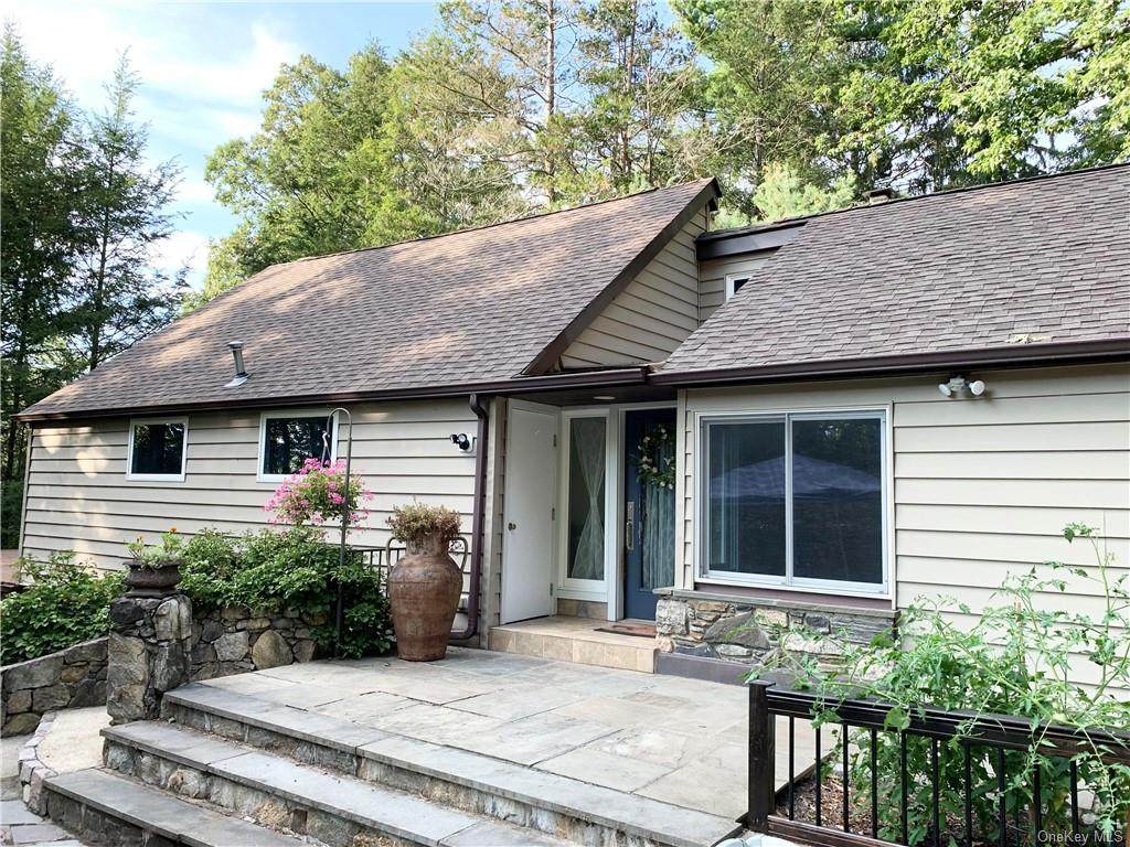 17 Pine Cone Road - Photo 1