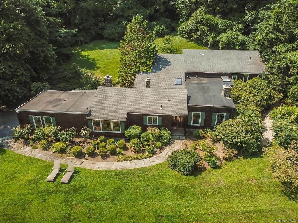 3 Carolyn Place - Photo 1